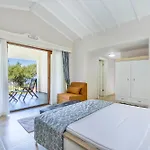 Alya Butik Hotel