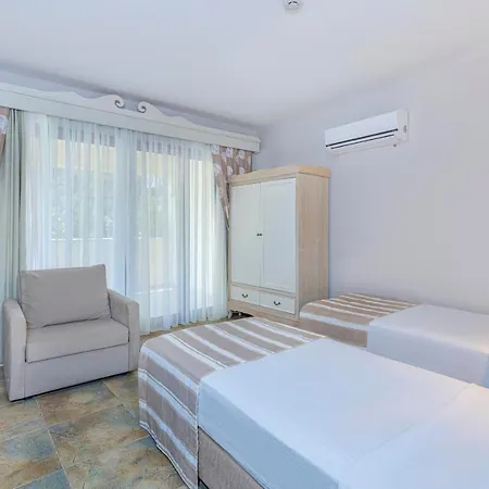 호텔 Alya Butik 투룬치