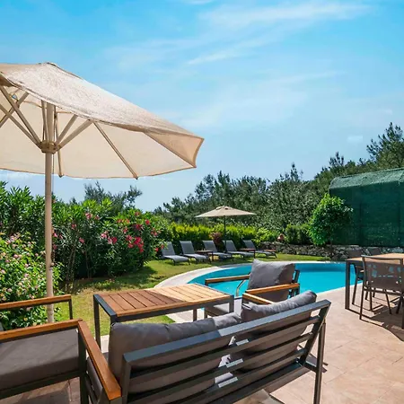 Alya Butik 투룬치